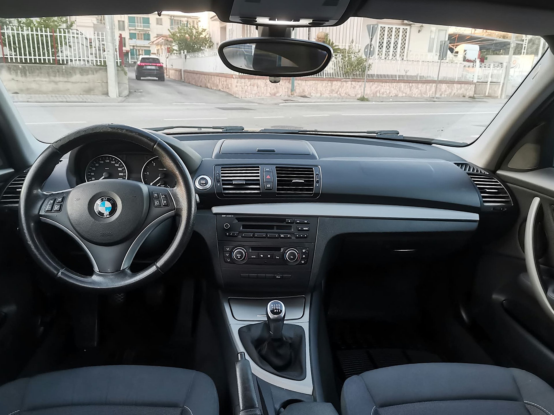 Bmw 118 118d 2.0 143CV cat 5 porte Futura DPF