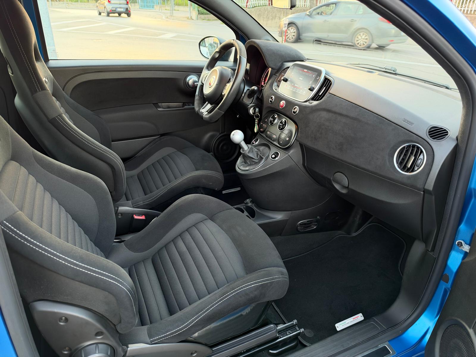 Abarth 595 1.4 Turbo T-Jet 180 CV Competizione